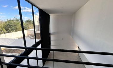 CASA EN VENTA MERIDA, PRIVADA PRADERAS DEL MAYAB, MOD. AMBAR, LISTA.