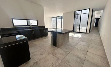 CASA EN VENTA MERIDA, CONKAL 1 PLANTA, ENTREGA INMEDIATA.