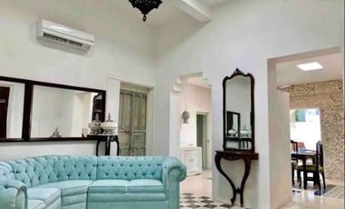 CASA EN VENTA MERIDA, CENTRO, BARRIO SANTIAGO MOD KIN, AMUEBLADA, LISTA.