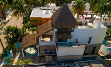 CASA EN VENTA MERIDA, PLAYA SISAL A 150 MTS DEL MAR, AMUEBLADA, LISTA.