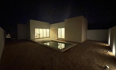 CASA EN VENTA MERIDA, CONKAL, PRIVADA SILVESTA RESIDENCIAL,MOD. 1 PLANTA, LISTA