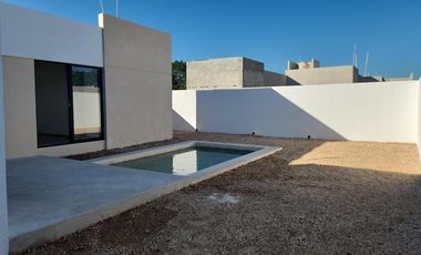 CASA EN VENTA MERIDA, CONKAL, PRIVADA SILVESTA RESIDENCIAL,MOD. 1 PLANTA, LISTA