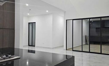 CASA EN VENTA MERIDA, CONKAL, PRIVADA ZENDERA, DICIEMBRE 2025.