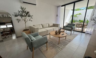 CASA EN VENTA MERIDA, TEMOZON NORTE, HERA, MODELO C, LISTO.