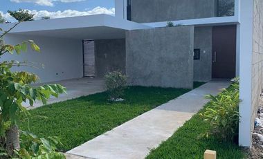 CASA EN VENTA MERIDA, CONKAL PRIV ARBOREA,  EQUIPADA, LISTO.