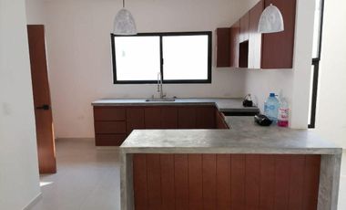 CASA EN VENTA/RENTA MERIDA, KIKTEIL, PRIVADA BLANCA, LISTA..