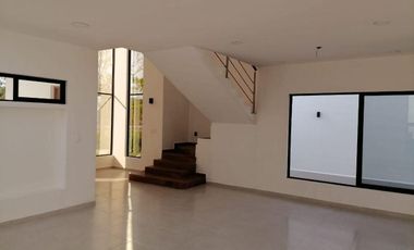 CASA EN VENTA/RENTA MERIDA, KIKTEIL, PRIVADA BLANCA, LISTA..