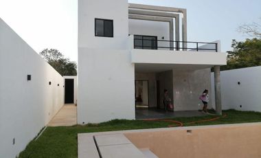 CASA EN VENTA/RENTA MERIDA, KIKTEIL, PRIVADA BLANCA, LISTA..