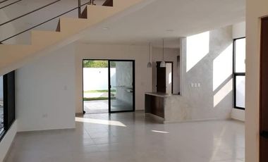 CASA EN VENTA/RENTA MERIDA, KIKTEIL, PRIVADA BLANCA, LISTA..