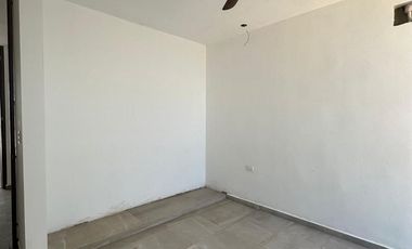 CASA EN VENTA MERIDA, CONKAL, PRIV ELEMENTA, MODELO PIEDRA, A 1 MES.
