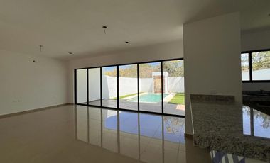 CASA EN VENTA MERIDA, PRIV PRADERAS DEL MAYAB, MOD 4 REC, ENTREGA INMEDIATA.