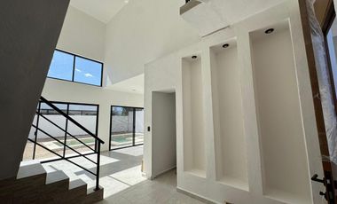 CASA EN VENTA MERIDA, CONKAL,  PRIVADA TAMORA, RESIDENCIA 177, DICIEMBRE 2025.