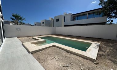 CASA EN VENTA MERIDA, CONKAL,  PRIVADA TAMORA, RESIDENCIA 177, DICIEMBRE 2025.