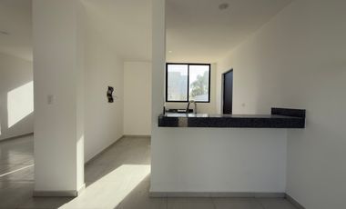 CASA EN VENTA MERIDA, CONKAL, PRIVADA SENDA REAL, MOD. MANZANARES, LISTA.
