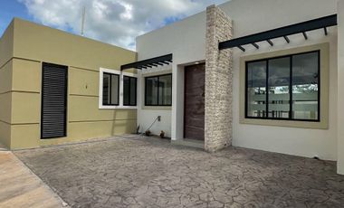 CASA EN VENTA MERIDA, PRIVADA PRADERAS DEL MAYAB, 1 PLANTA, ENTREGA INMEDIATA.