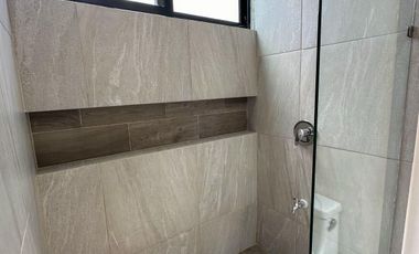 CASA EN VENTA MERIDA, PRIVADA PRADERAS DEL MAYAB, 1 PLANTA, ENTREGA INMEDIATA.