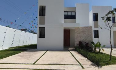 CASA EN VENTA MERIDA, CONKAL, PRIVADA SENDA REAL, MOD MADRID, DIC 2025.