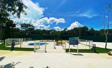 CASA EN VENTA MERIDA, CONKAL PRIVADA ZENDERA LOTE 117, ENTREGA INMEDIATA