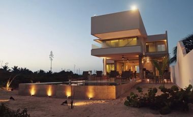 CASA EN VENTA MERIDA, PLAYA SAN BRUNO, FRENTE AL MAR, ENTREGA INMEDIATA.