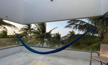 CASA EN VENTA MERIDA, PLAYA SAN BRUNO, FRENTE AL MAR, ENTREGA INMEDIATA.