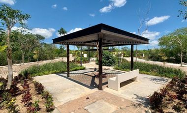 CASA EN VENTA MERIDA, ZONA COUNTRY, PRIVADA PASEO COUNTRY, CASA PARDO, PREVENTA