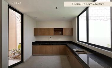 CASA EN VENTA MERIDA, TEMOZON NORTE, PATIO CAREY  MODELO MALVA LISTO
