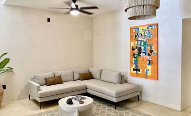 CASA EN VENTA MERIDA, CENTRO BARRIO SANTIAGO, AMUEBLADA, ENTREGA INMEDIATA.