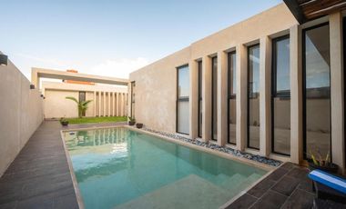 CASA EN VENTA MERIDA, PLAYA SAN BENITO A 100 MTS DEL MAR, ENTREGA INMEDIATA.