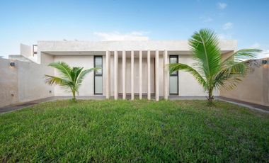 CASA EN VENTA MERIDA, PLAYA SAN BENITO A 100 MTS DEL MAR, ENTREGA INMEDIATA.