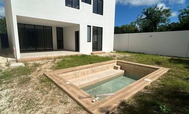 CASA EN VENTA MERIDA,  PRIVADA PROVINCIA CON CAMPO DE GOLF, LISTO
