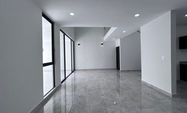 CASA EN VENTA MERIDA,  PRIVADA PROVINCIA CON CAMPO DE GOLF, LISTO