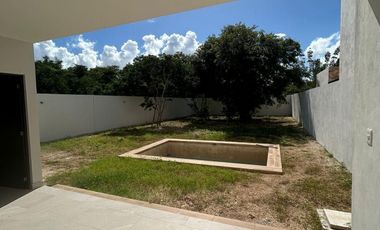 CASA EN VENTA MERIDA,  PRIVADA PROVINCIA CON CAMPO DE GOLF, LISTO