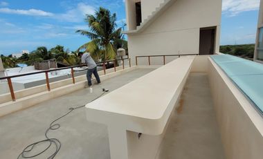 CASA EN VENTA MERIDA, PLAYA CHICXULUB, COSTERA VILLA, A 300 M DEL MAR, LISTA.