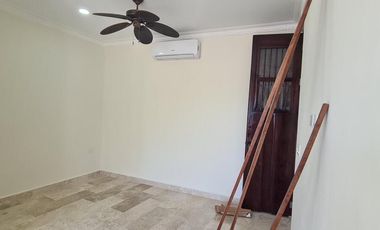 CASA EN VENTA MERIDA, CENTRO, BARRIO LA ERMITA, TORTOLITA, ENTREGA INMEDIATA.