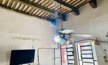 CASA EN VENTA MERIDA, CENTRO CHEMBECH, 1 PLANTA PARA REMODELAR, LISTA.