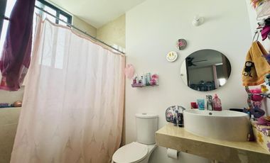 CASA EN VENTA MERIDA, CONKAL, PRIVADA ALEZA, ENTREGA INMEDIATA.