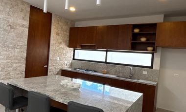 CASA EN VENTA MERIDA, PRIVADA ROCIO COUNTRY LIVING, MOD. 270 1 PLANTA, LISTA.