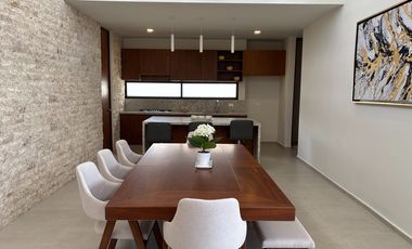 CASA EN VENTA MERIDA, PRIVADA ROCIO COUNTRY LIVING, MOD. 270 1 PLANTA, LISTA.