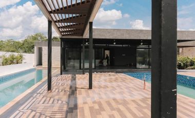 CASA EN VENTA EN MÉRIDA, CONKAL,  PRIVADA SILVESTA, MOD SILVERIA,  LISTA.