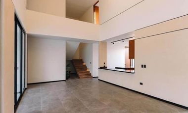 CASA EN VENTA EN MÉRIDA, CONKAL,  PRIVADA SILVESTA, MOD SILVERIA,  LISTA.