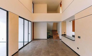 CASA EN VENTA EN MÉRIDA, CONKAL,  PRIVADA SILVESTA, MOD SILVERIA,  LISTA.