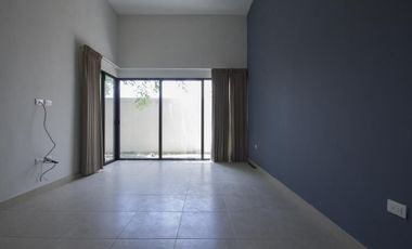 CASA EN VENTA MERIDA,  PRIVADA AVENIDA CONKAL, ENTREGA INMEDIATA.