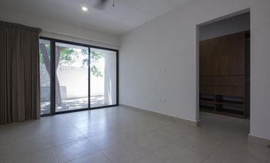 CASA EN VENTA MERIDA,  PRIVADA AVENIDA CONKAL, ENTREGA INMEDIATA.