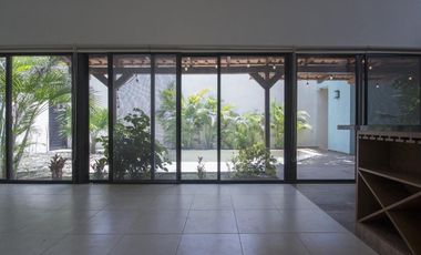 CASA EN VENTA MERIDA,  PRIVADA AVENIDA CONKAL, ENTREGA INMEDIATA.