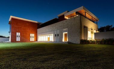 CASA EN VENTA MERIDA, SAN DIEGO CUTZ, PRIVADA LA RESERVA, ENTREGA INMEDIATA.