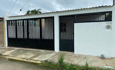 CASA EN VENTA MERIDA, PLAYA PROGRESO, 1 PLANTA A 500 MTS DEL MAR, LISTA.
