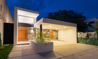 CASA EN VENTA MERIDA, CONKAL, PRIVADA TAMORA, 1 PLANTA, ENTREGA INMEDIATA.