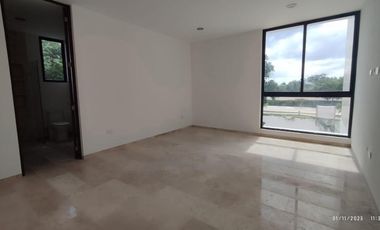 CASA EN VENTA MERIDA, KOMCHEN, PRIVADA NORTEMERIDA, ENTREGA INMEDIATA.