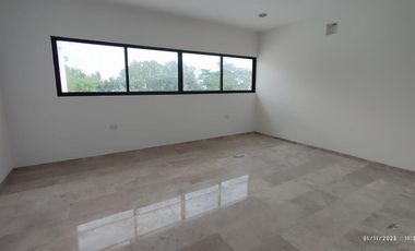 CASA EN VENTA MERIDA, KOMCHEN, PRIVADA NORTEMERIDA, ENTREGA INMEDIATA.