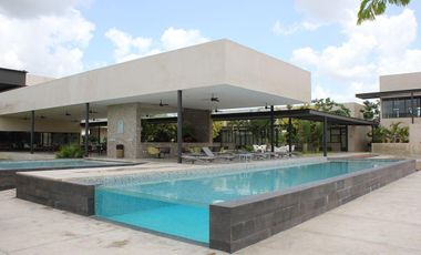 CASA EN VENTA MERIDA, KOMCHEN, PRIVADA NORTEMERIDA, ENTREGA INMEDIATA.